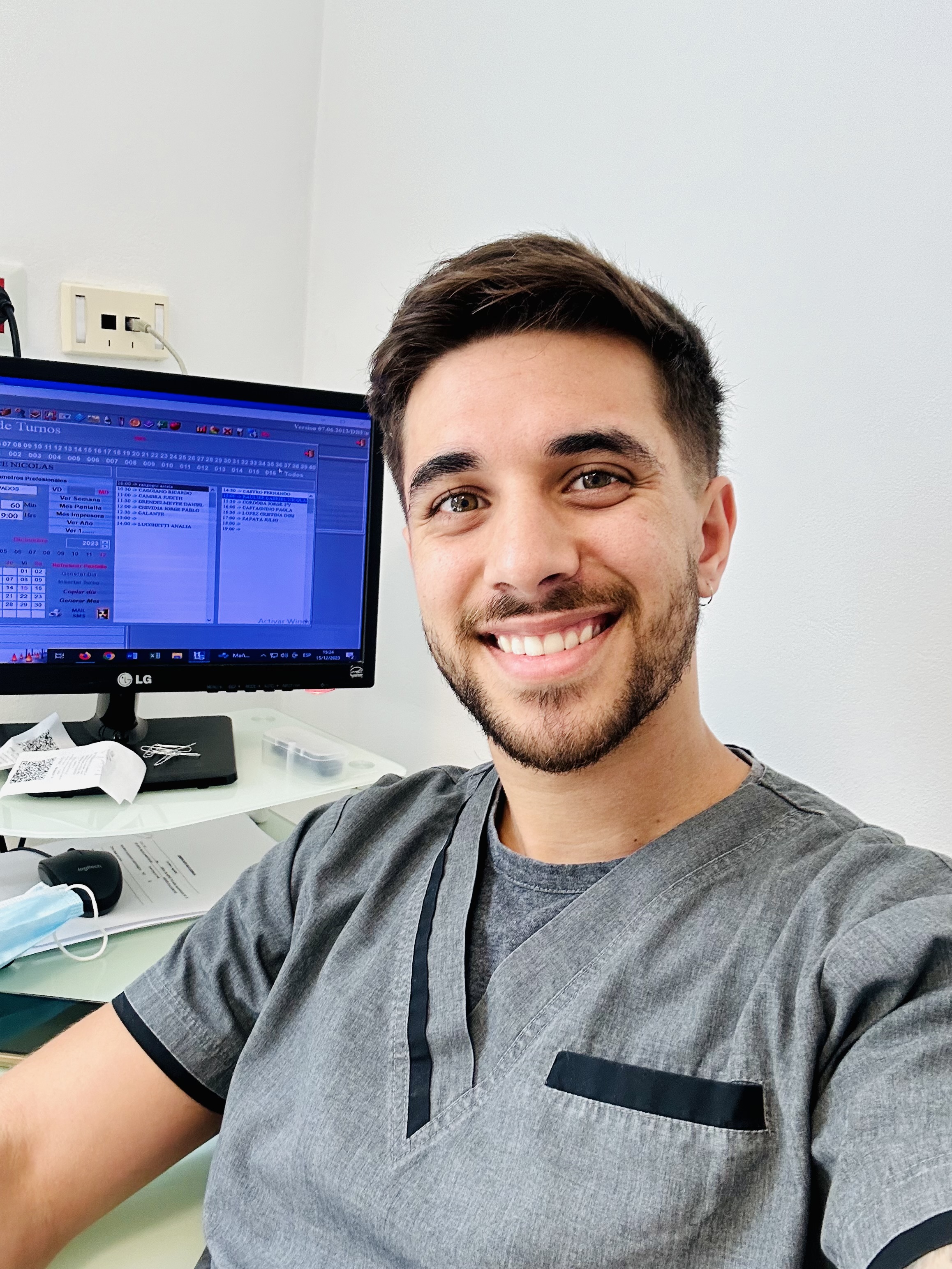 Dr. Nicolas Ponce
